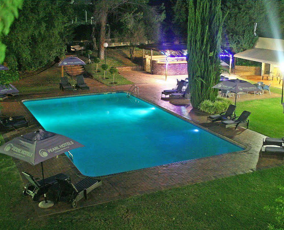 Oudtshoorn Inn Hotel Exterior foto